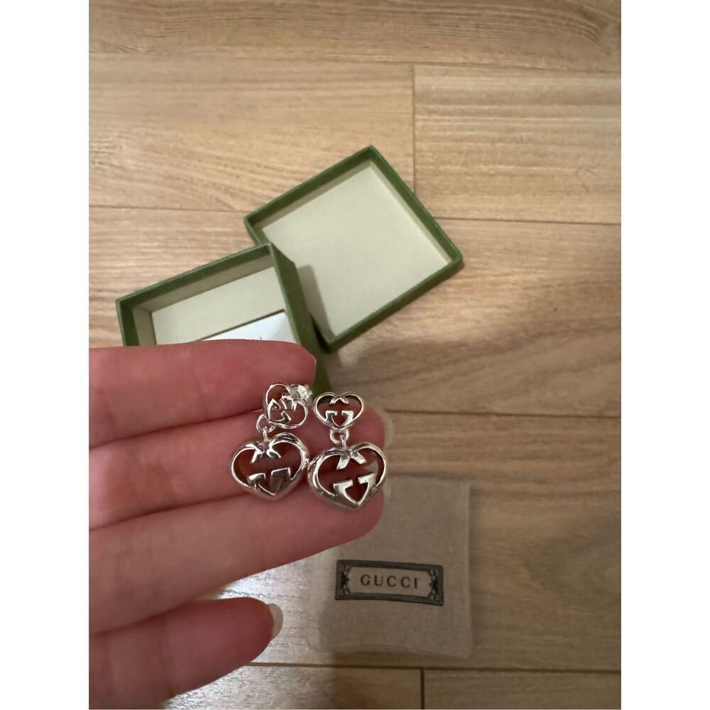 Gucci‎ Sterling Silver Love Britt G Heart Drop Earrings - Picture 2 of 5